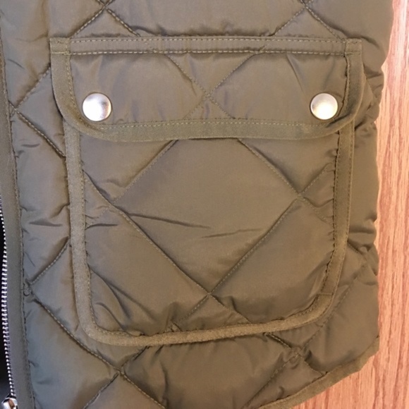 NWOT J. Crew Excursion Quilted Down Vest Olive Green PXS - Picture 6 of 6